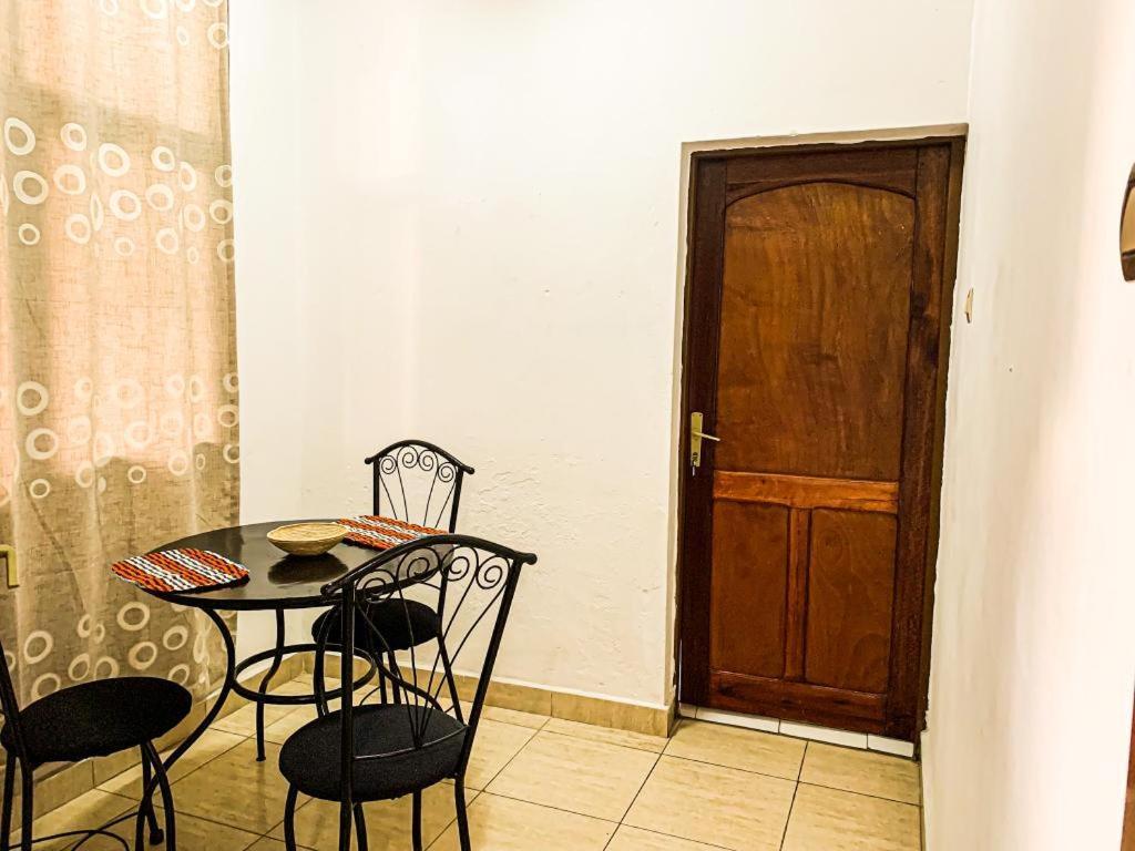 City Center Apartments Bujumbura Esterno foto